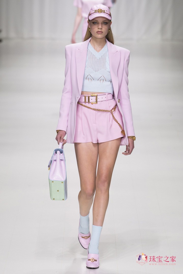 VERSACE ˼ ʦ  ʱװ ͼ Ԫ Ħ ͷ
