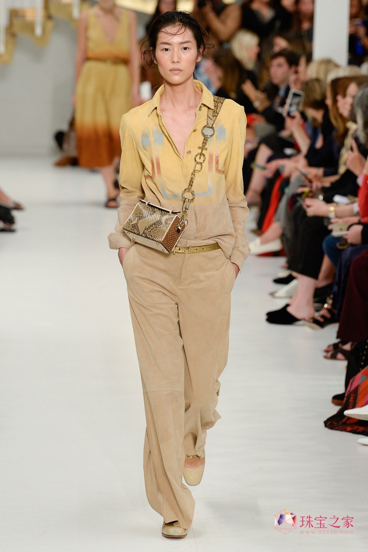 мҵľTod's 2018ʱװ