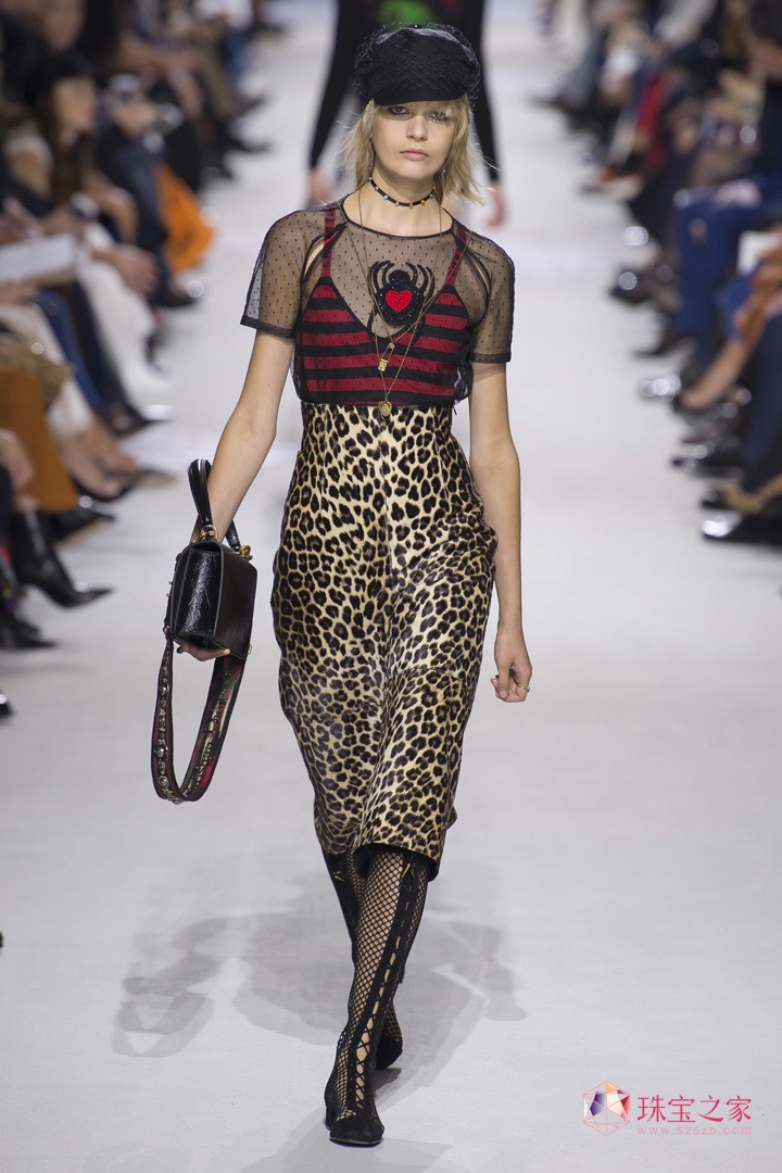 ʶˣChristian Dior 2018ϵʱװ