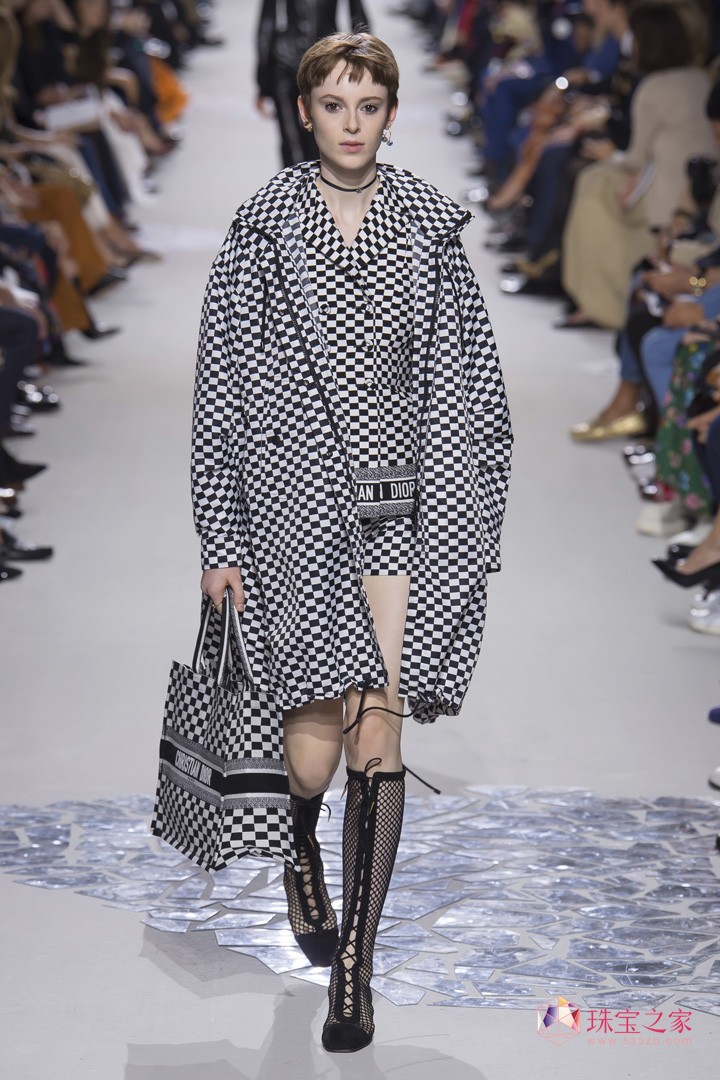 ʶˣChristian Dior 2018ϵʱװ
