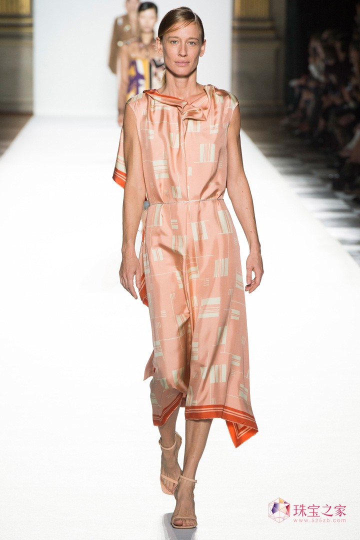 ʱֲʧϢDries Van Noten 2018ϵʱװ