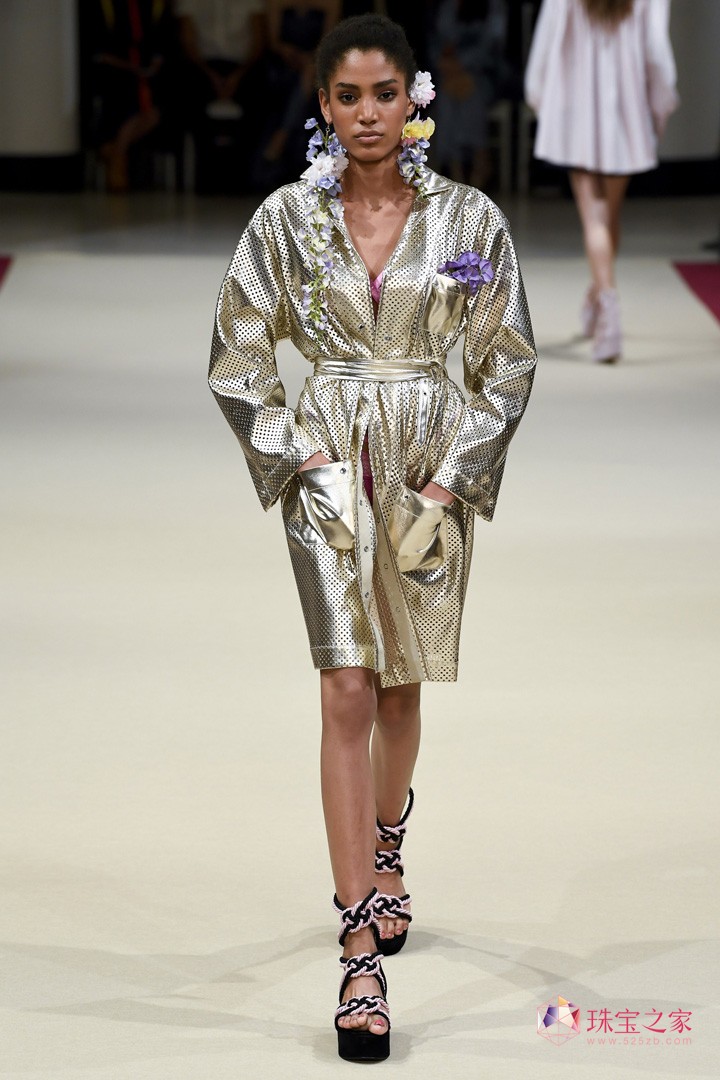 ֮߶ƷAlexis Mabille 2018ʱװ