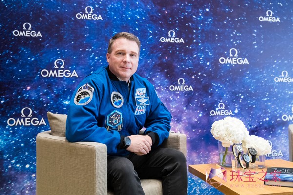 欧米茄 超霸腕表 宇航员 NASA 星球奇境 太空传奇