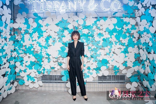 仨16ΪCallTiffanyķŴˣ